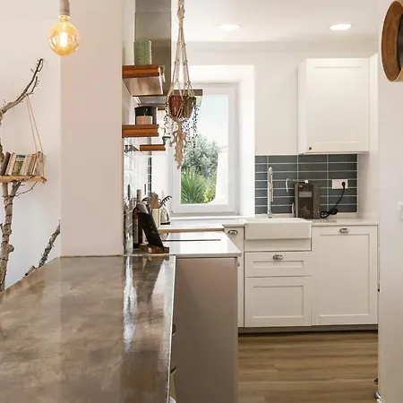 Villa Alma Carvalhal (Leiria)